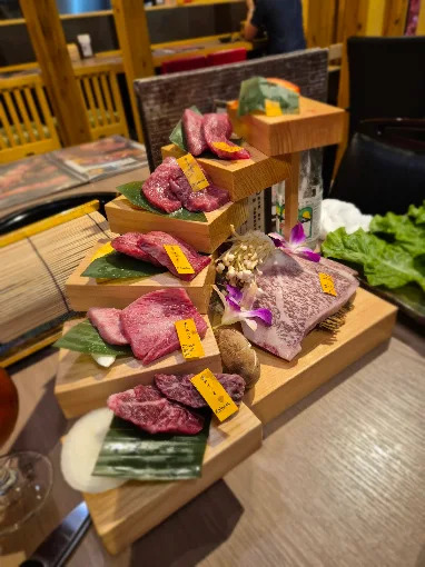 Yakiniku vs Sukiyaki vs Shabu-Shabu: Best Way to Eat Wagyu

